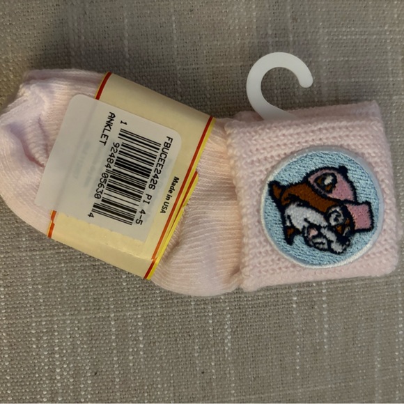 Buc-ee’s baby bundle NWT - Picture 4 of 5